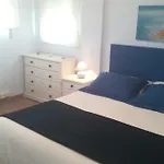 Junto Al Mar *