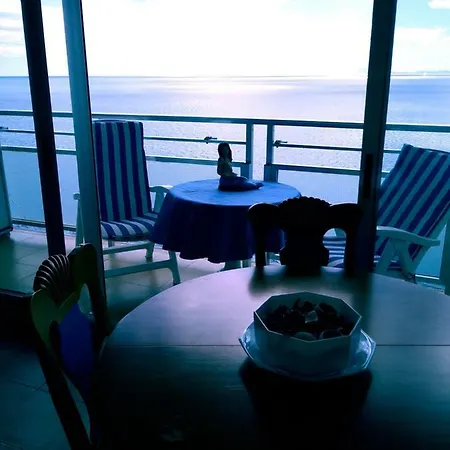 Junto Al Mar アパート *
